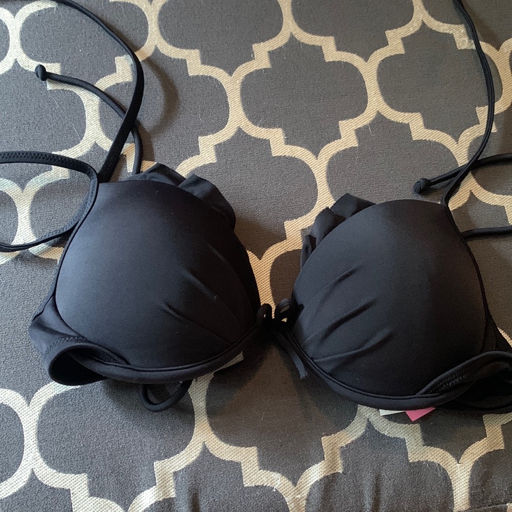 Black bikini top